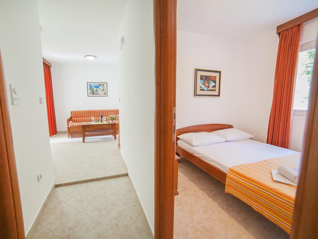 Apartments Ivan Petrovac Pokoj fotografie