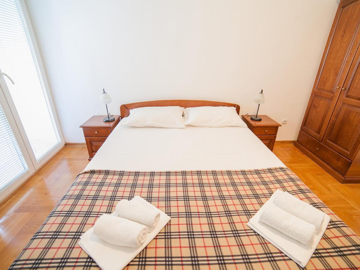 Apartments Ivan Petrovac Pokoj fotografie