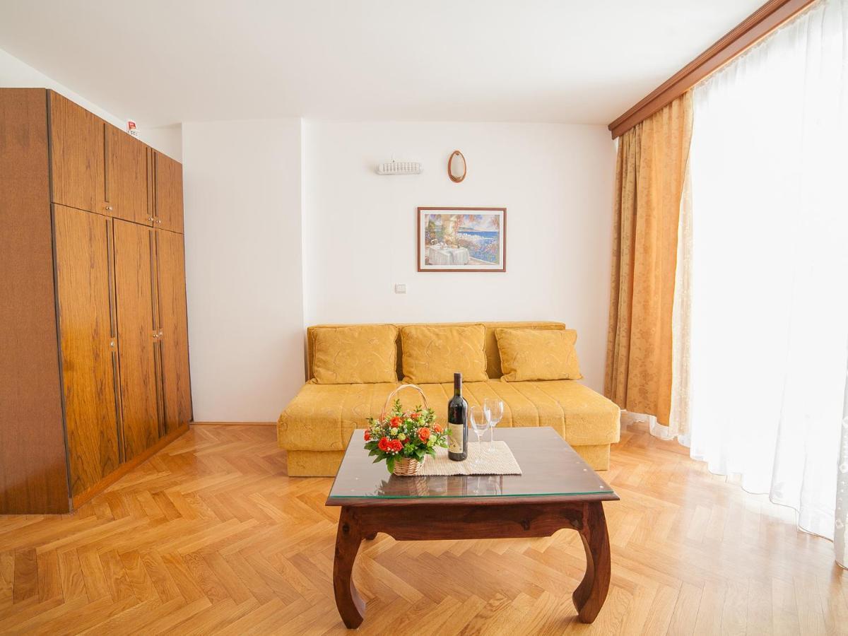 Apartments Ivan Petrovac Pokoj fotografie